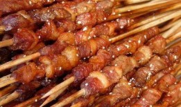 爆料烤面筋的新闻稿,火爆背后的食品安全与卫生问题