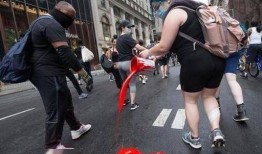 美国留学生爆料乞丐视频,校园乞丐视频引发热议