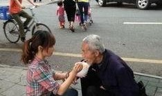 美国留学生爆料乞丐视频,校园乞丐视频引发热议