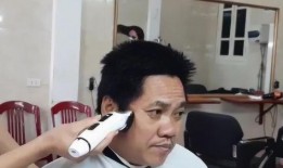 理发师大叔爆料视频大全,揭秘视频大全背后的故事