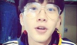 抖音纹身男网红吃瓜视频,揭秘娱乐圈幕后真相