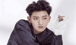 导演爆料黄子韬化妆视频,揭秘明星化妆全过程